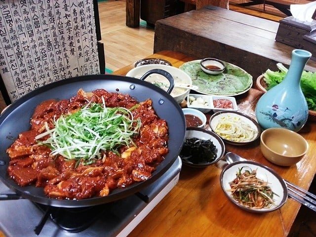 표선어촌식당 media 3